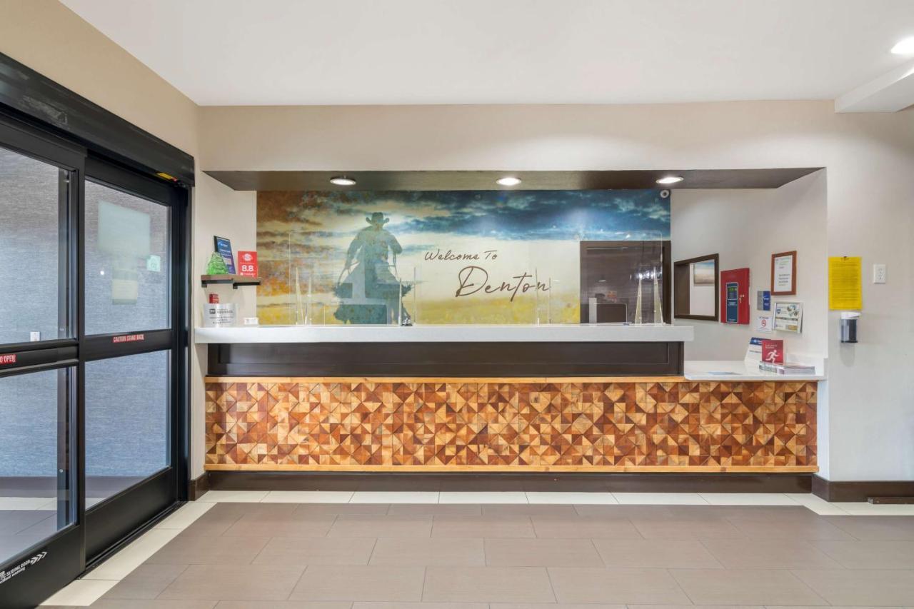 Best Western Plus Denton Inn & Suites Esterno foto